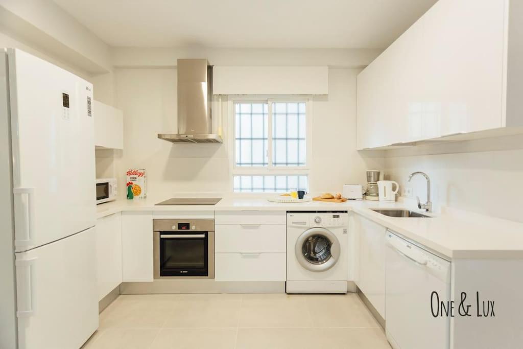 O&L Aire - Spacious And Bright Apartment In The Heart Of Seville Exterior photo