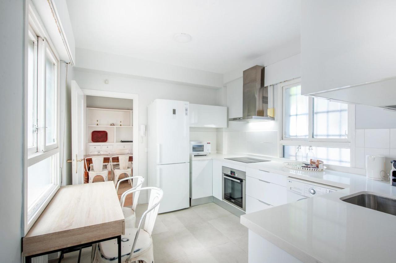 O&L Aire - Spacious And Bright Apartment In The Heart Of Seville Exterior photo